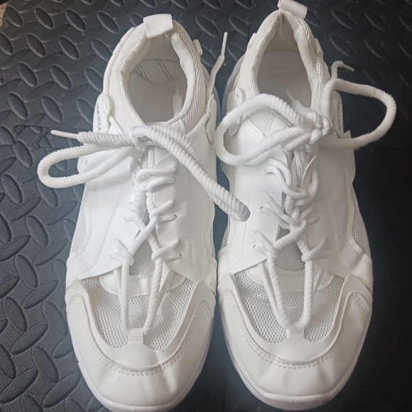 Men White Chunky Sneakers - Picture 2 of 12